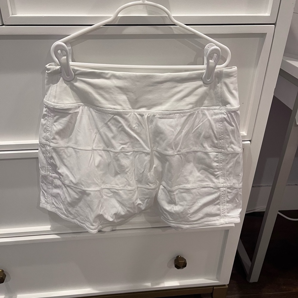 lululemon size 4 tennis skirt NWOT